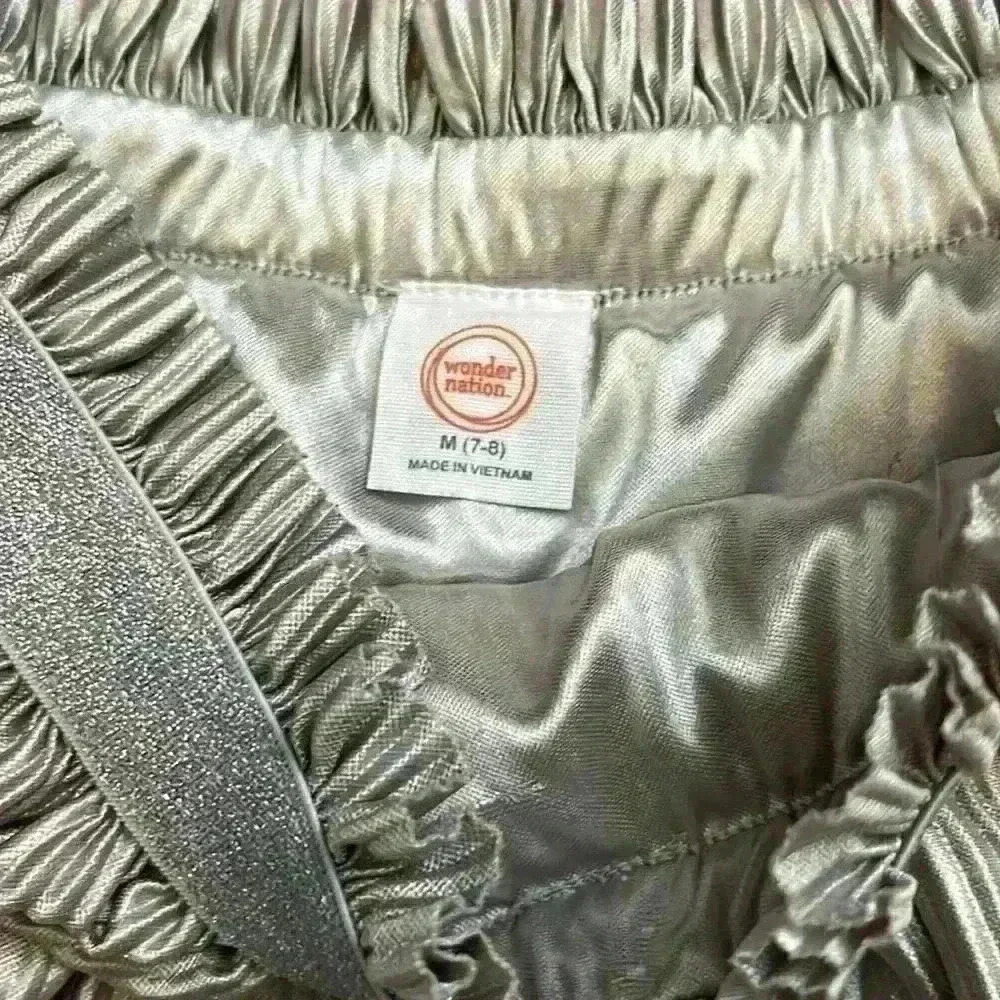 Wonder Nation Girls silver skirt - Picture 4 of 6